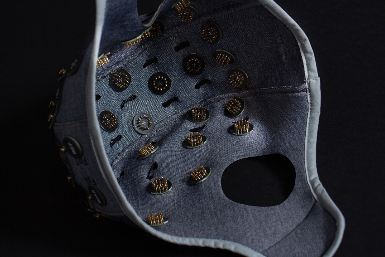 BrainAccess Extended Kit - BrainAccess A Comparison of Electrodes: Dry, Wet and Soft