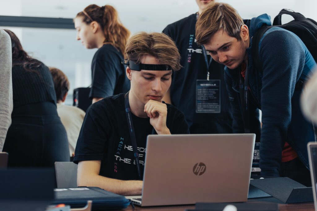 BrainAccess at the "Heroes of the Brain" Neurohackathon - BrainAccess BrainAccess at the "Heroes of the Brain" Neurohackathon - BrainAccess